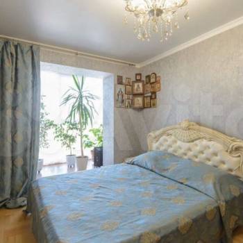 Продается Многокомнатная квартира, 80 м²