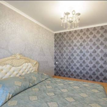 Продается Многокомнатная квартира, 80 м²