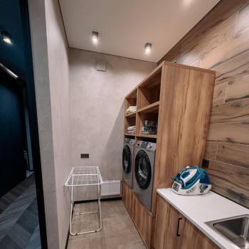 Продается Многокомнатная квартира, 150 м²