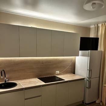 Продается 1-комнатная квартира, 39 м²