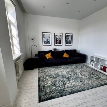 Продается 2-х комнатная квартира, 77,3 м²