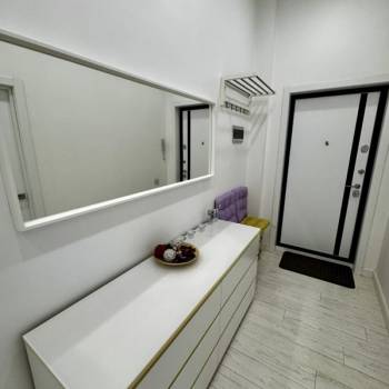 Продается 2-х комнатная квартира, 77,3 м²