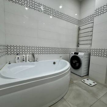 Продается 2-х комнатная квартира, 77,3 м²