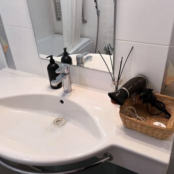 Сдается 2-х комнатная квартира, 75 м²