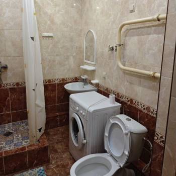 Сдается 1-комнатная квартира, 42 м²