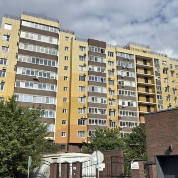 Продается 1-комнатная квартира, 42,3 м²