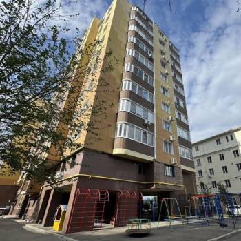 Продается 1-комнатная квартира, 42,3 м²