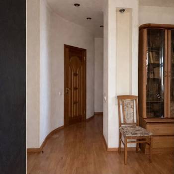 Продается Многокомнатная квартира, 96,4 м²