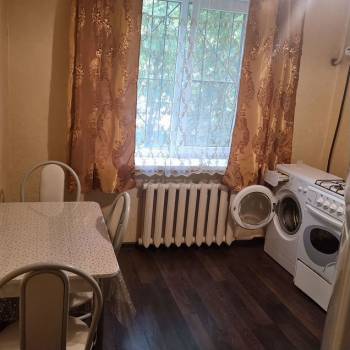 Сдается 1-комнатная квартира, 35 м²