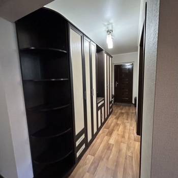 Сдается Многокомнатная квартира, 60 м²