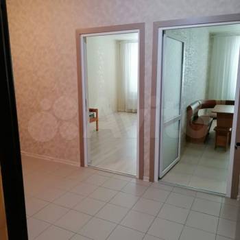 Сдается 1-комнатная квартира, 50 м²