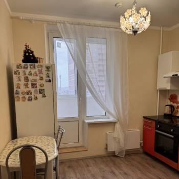 Сдается 1-комнатная квартира, 37 м²