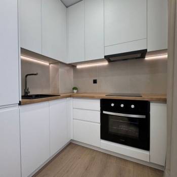 Продается 1-комнатная квартира, 44 м²