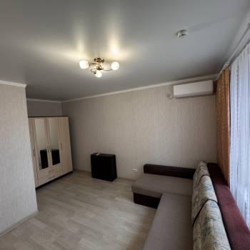 Сдается 1-комнатная квартира, 37 м²