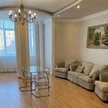 Сдается Многокомнатная квартира, 110 м²