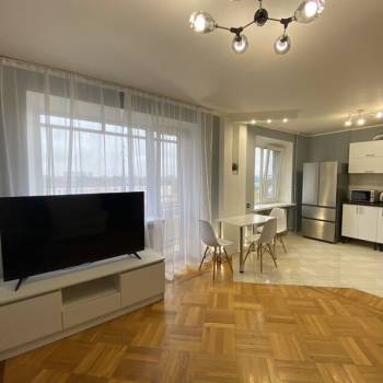 Сдается Многокомнатная квартира, 60 м²