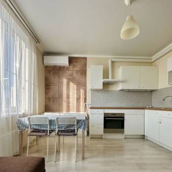 Сдается 2-х комнатная квартира, 74 м²