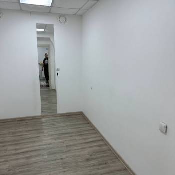 Продается Нежилое помещение, 42 м²