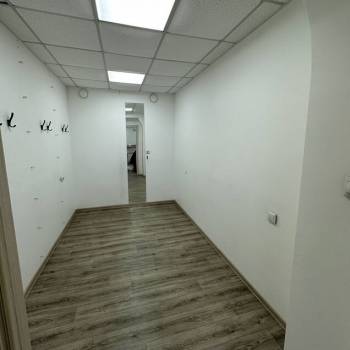 Продается Нежилое помещение, 42 м²