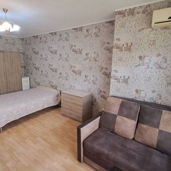 Сдается 1-комнатная квартира, 39 м²