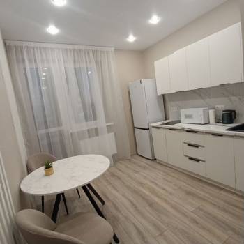 Сдается 1-комнатная квартира, 38 м²
