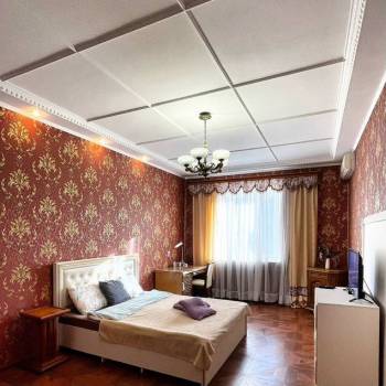 Сдается 1-комнатная квартира, 60 м²