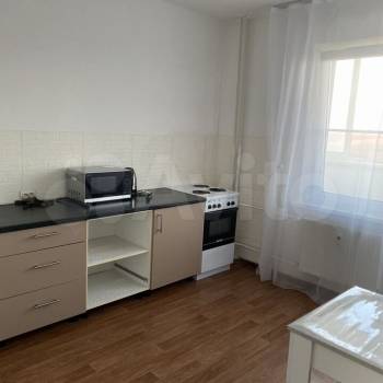Сдается 1-комнатная квартира, 36 м²