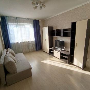 Сдается 1-комнатная квартира, 38 м²