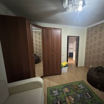 Сдается Многокомнатная квартира, 85 м²