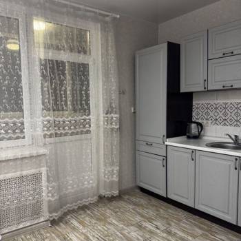 Продается 1-комнатная квартира, 39 м²