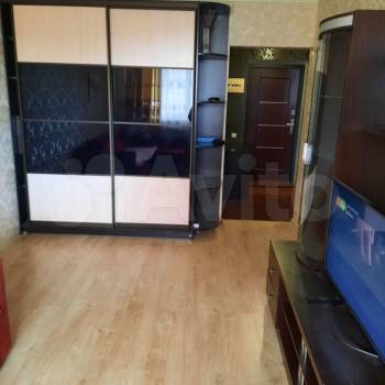 Сдается 1-комнатная квартира, 44 м²