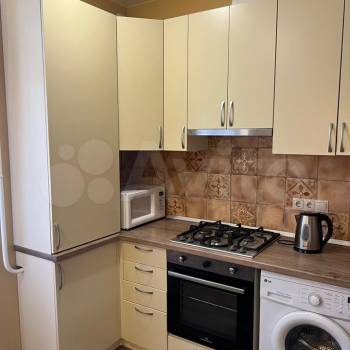 Сдается 1-комнатная квартира, 35 м²