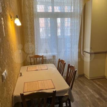 Сдается 1-комнатная квартира, 35 м²