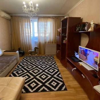 Сдается Многокомнатная квартира, 60 м²