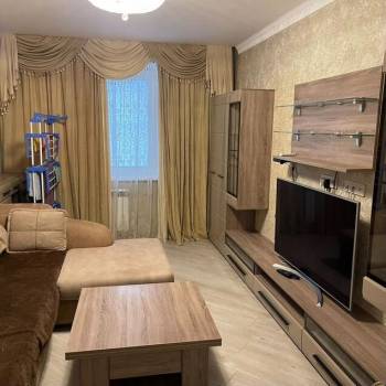 Сдается 2-х комнатная квартира, 55 м²