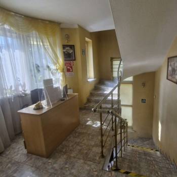 Сдается Нежилое помещение, 220 м²