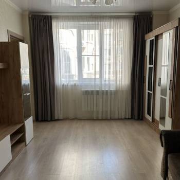 Сдается 1-комнатная квартира, 45 м²