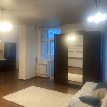 Сдается 1-комнатная квартира, 64,6 м²