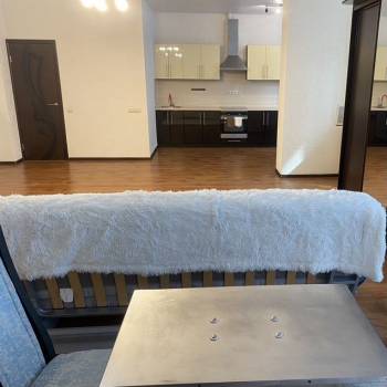 Сдается 1-комнатная квартира, 64,6 м²