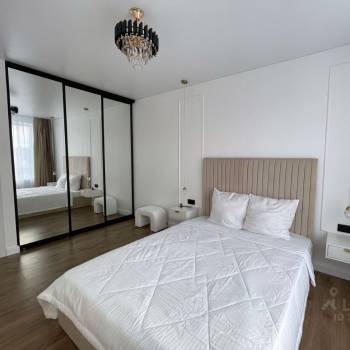 Продается 1-комнатная квартира, 40 м²