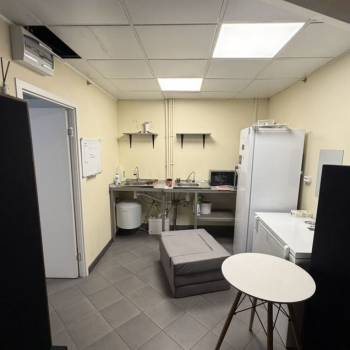 Сдается Нежилое помещение, 39 м²