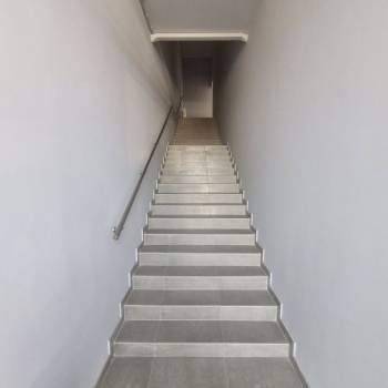 Сдается Нежилое помещение, 300 м²