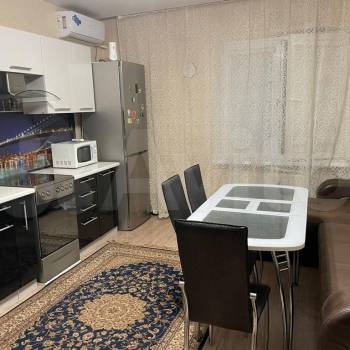 Сдается 2-х комнатная квартира, 64,5 м²