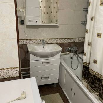 Сдается 2-х комнатная квартира, 64,5 м²