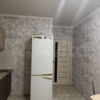 Сдается 1-комнатная квартира, 43 м²