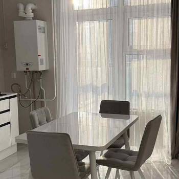 Сдается 1-комнатная квартира, 42 м²