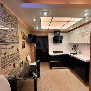 Продается 3-х комнатная квартира, 64 м²