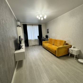 Продается 1-комнатная квартира, 40,8 м²