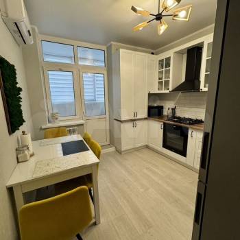 Продается 1-комнатная квартира, 40,8 м²