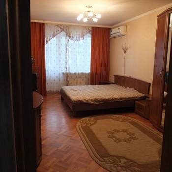 Продается 3-х комнатная квартира, 77 м²